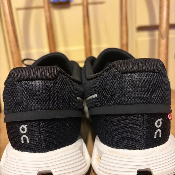 On Running women Black and White Athletic Shoes - Picture 9 of 16